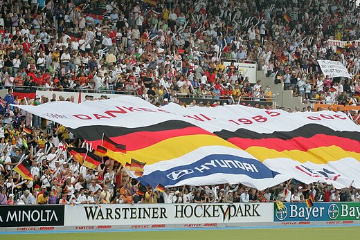 © Herbert Bohlscheid (www.sportfoto.tv) / Wolfgang Quednau (www.hockeyimage.net)