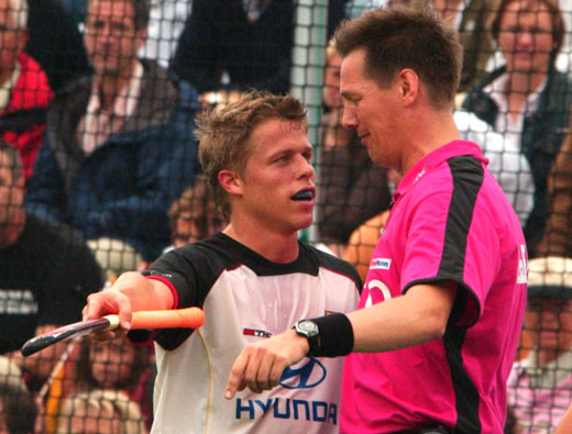 © Herbert Bohlscheid • www.sportfoto.tv und Wolfgang Quednau • www.hockeyimage.net